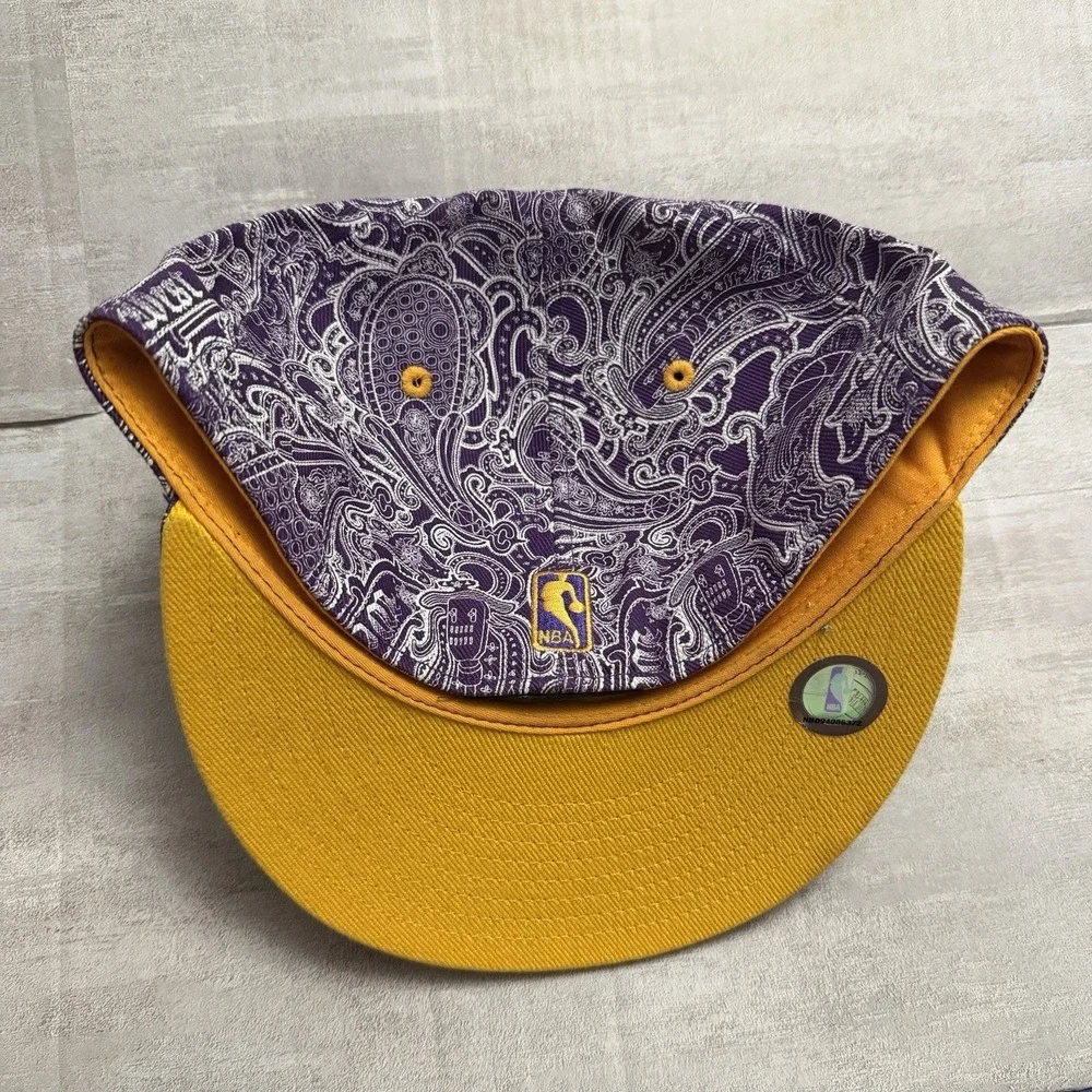 Los Angeles Lakers Adidas Fitted Hat Size‎ 7 3/4 7.25 AOP Paisley All Over Print